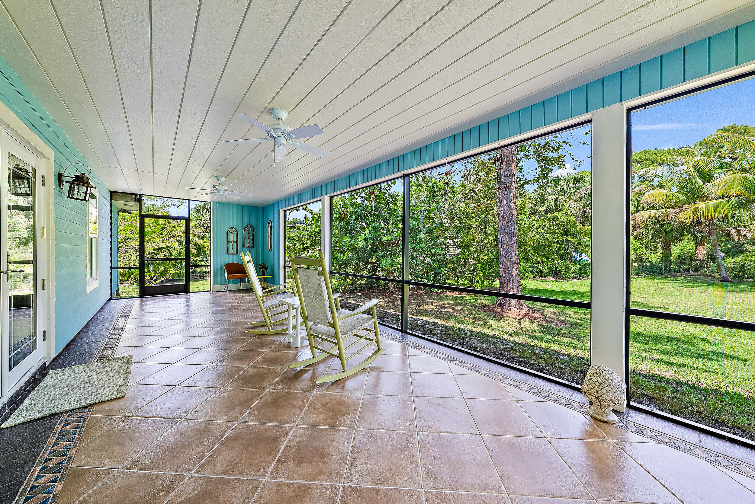 9735 154th Road North Jupiter, FL 33478 - Photo 19 of 25 9735 154th Rd N-16