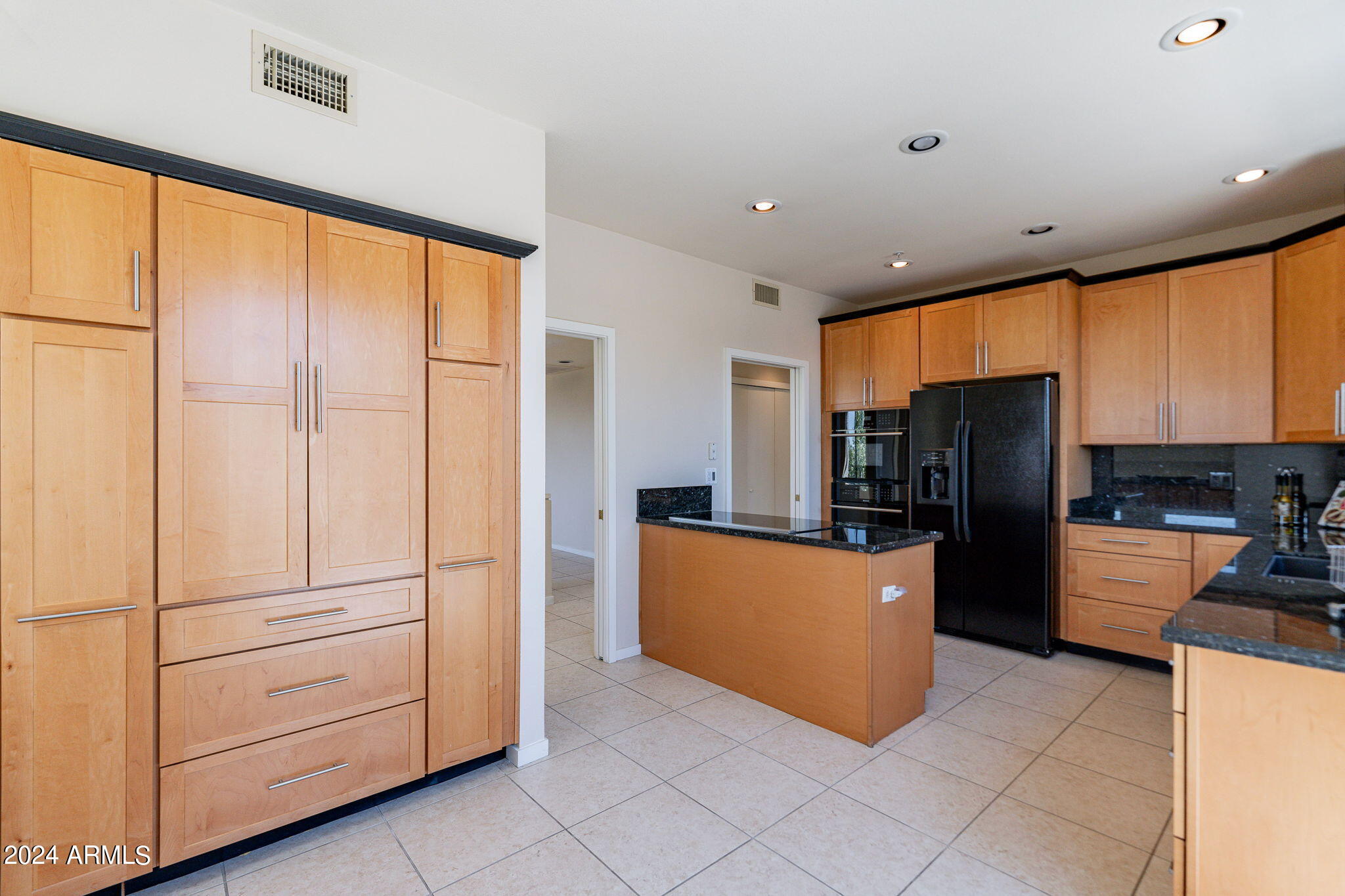 7700 East Gainey Ranch Road, Unit 253 Scottsdale, AZ 85258 - Photo 10 of 56 Kitchen 4