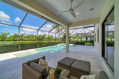 $919,000 | 826 Honeyflower Loop, Bradenton, FL 34212