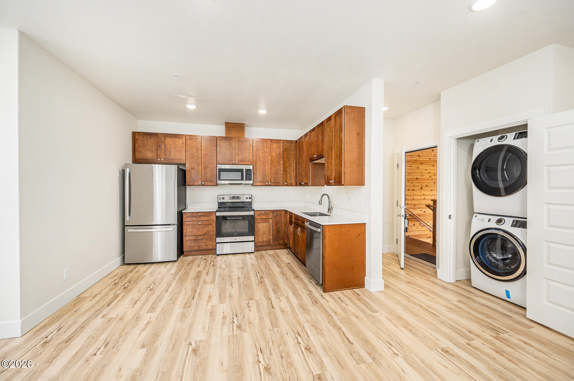 2950 Southwest Coho Street Newport, OR 97366 - Photo 8 of 25 _NZ73565-Edit-RMLS