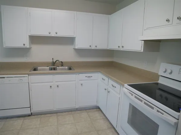 $2,175 | 1232 Winifred Drive, Tallahassee, FL 32308