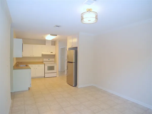 $2,175 | 1232 Winifred Drive, Tallahassee, FL 32308