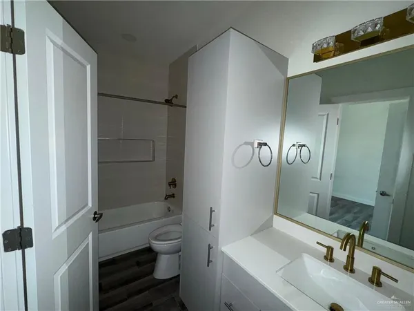 $1,450 | 1201 East Iris Avenue, Unit 6, McAllen, TX 78501