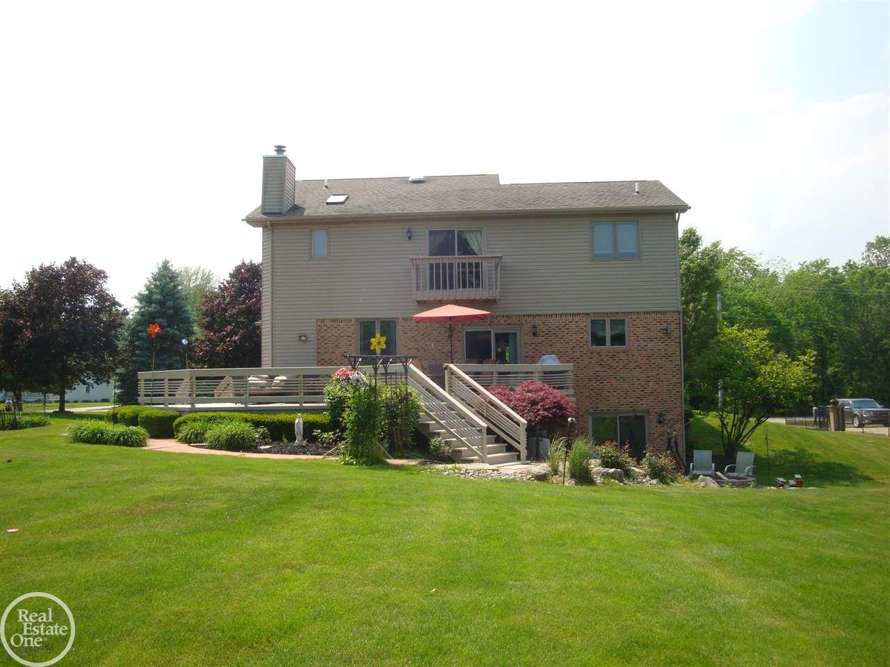 53150 Baker Road New Baltimore, MI 48047 - Photo 52 of 62 50014560-51.JPG