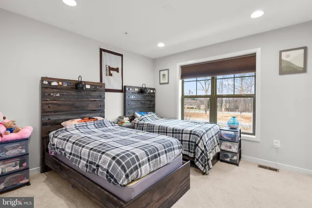 $3,500 | 22653 Clarksburg Road, Clarksburg, MD 20871