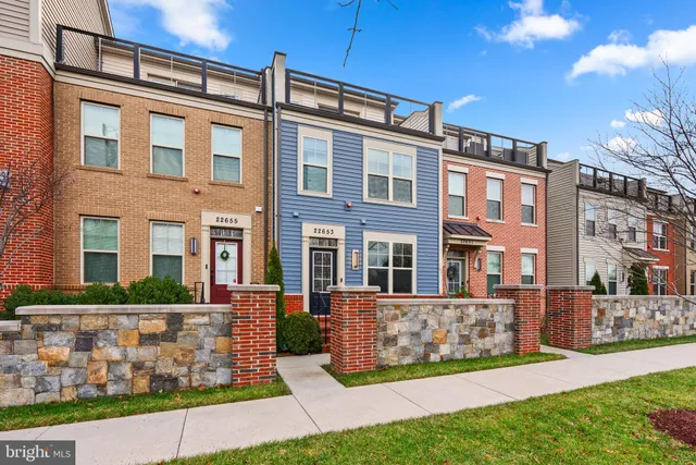 $3,500 | 22653 Clarksburg Road, Clarksburg, MD 20871