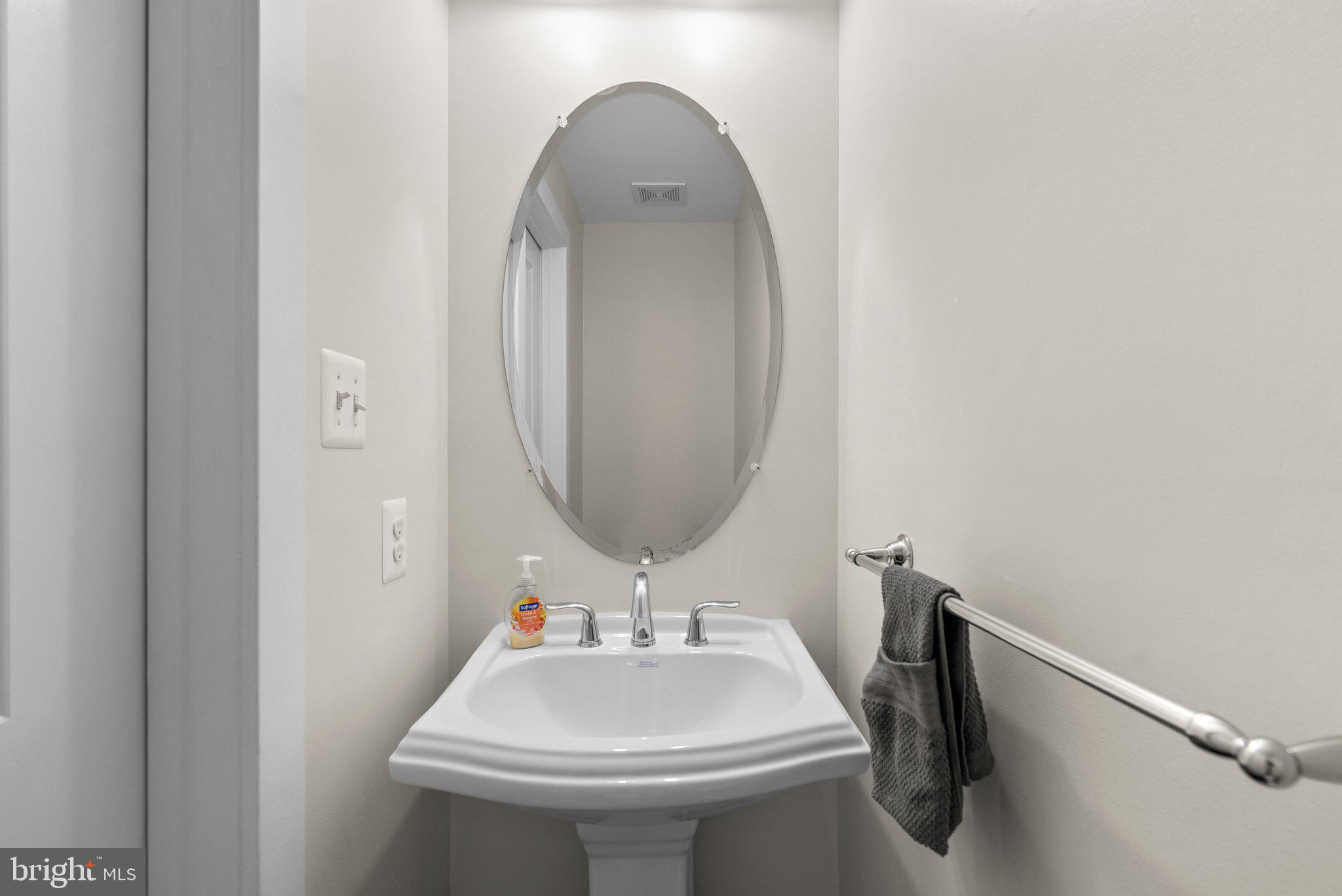 22653 Clarksburg Road Clarksburg, MD 20871 - Photo 33 of 49