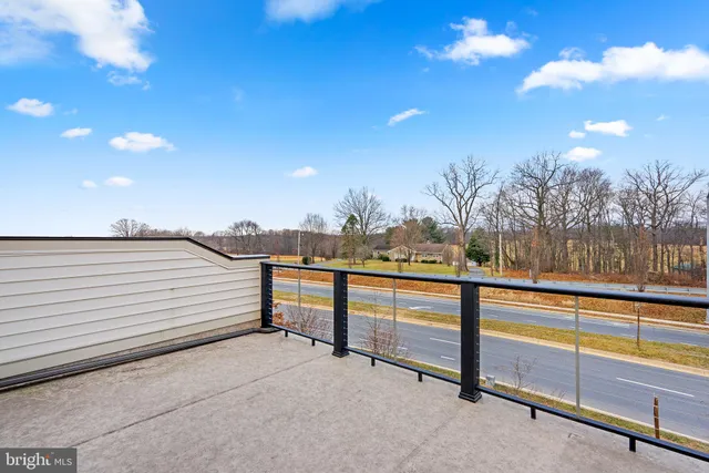 $3,500 | 22653 Clarksburg Road, Clarksburg, MD 20871