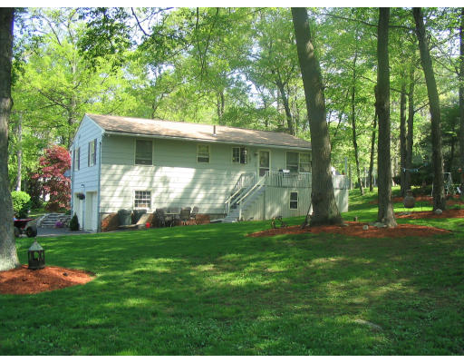 161 Goldthwaite Road Northbridge, MA 01588 - Photo 4 of 5 a front view of a house with a garden
