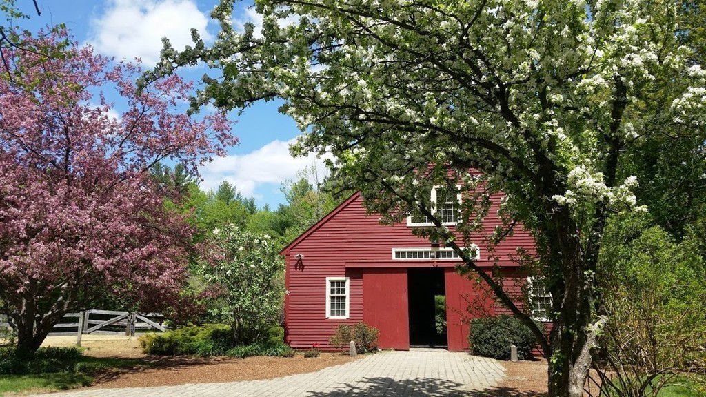 49 High Bridge Road Hubbardston, MA 01452 - Photo 3 of 38 Gallery Image 3