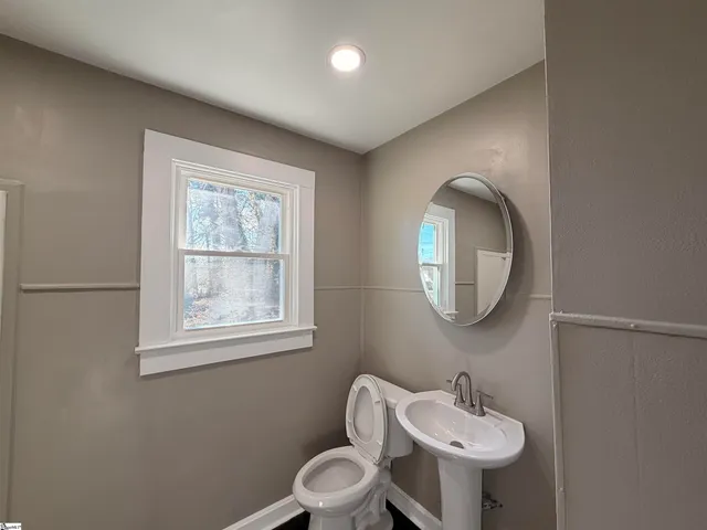 $140,000 | 526 East Greer Street, Honea Path, SC 29654