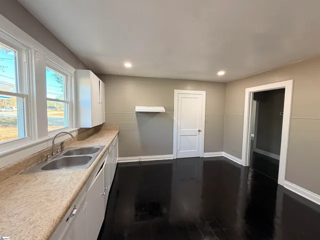 $140,000 | 526 East Greer Street, Honea Path, SC 29654