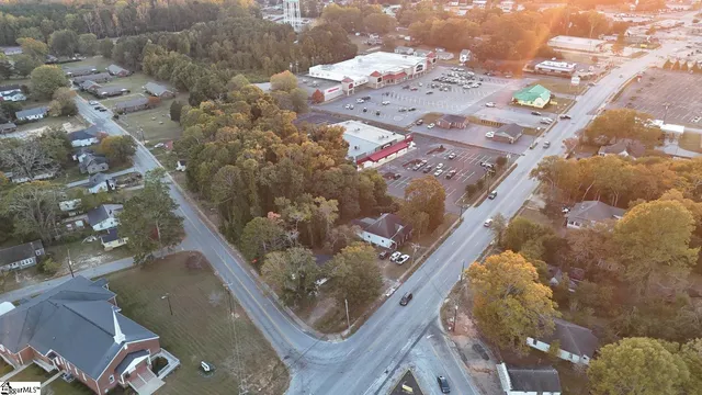 $140,000 | 526 East Greer Street, Honea Path, SC 29654