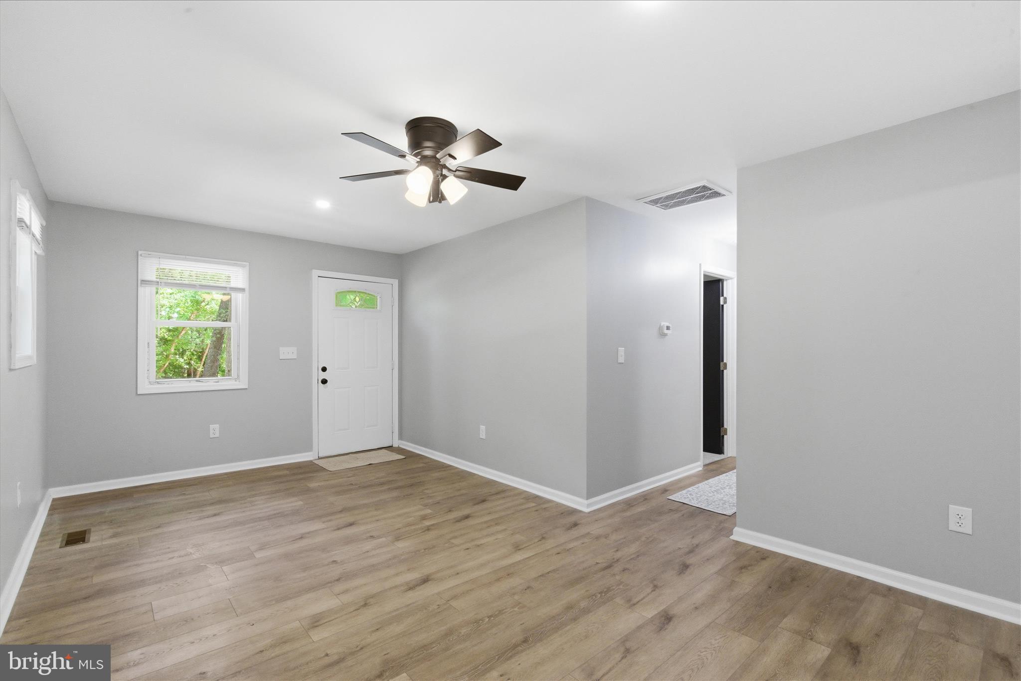 6815 Marshall Road St. Leonard, MD 20685 - Photo 6 of 48 Living Room