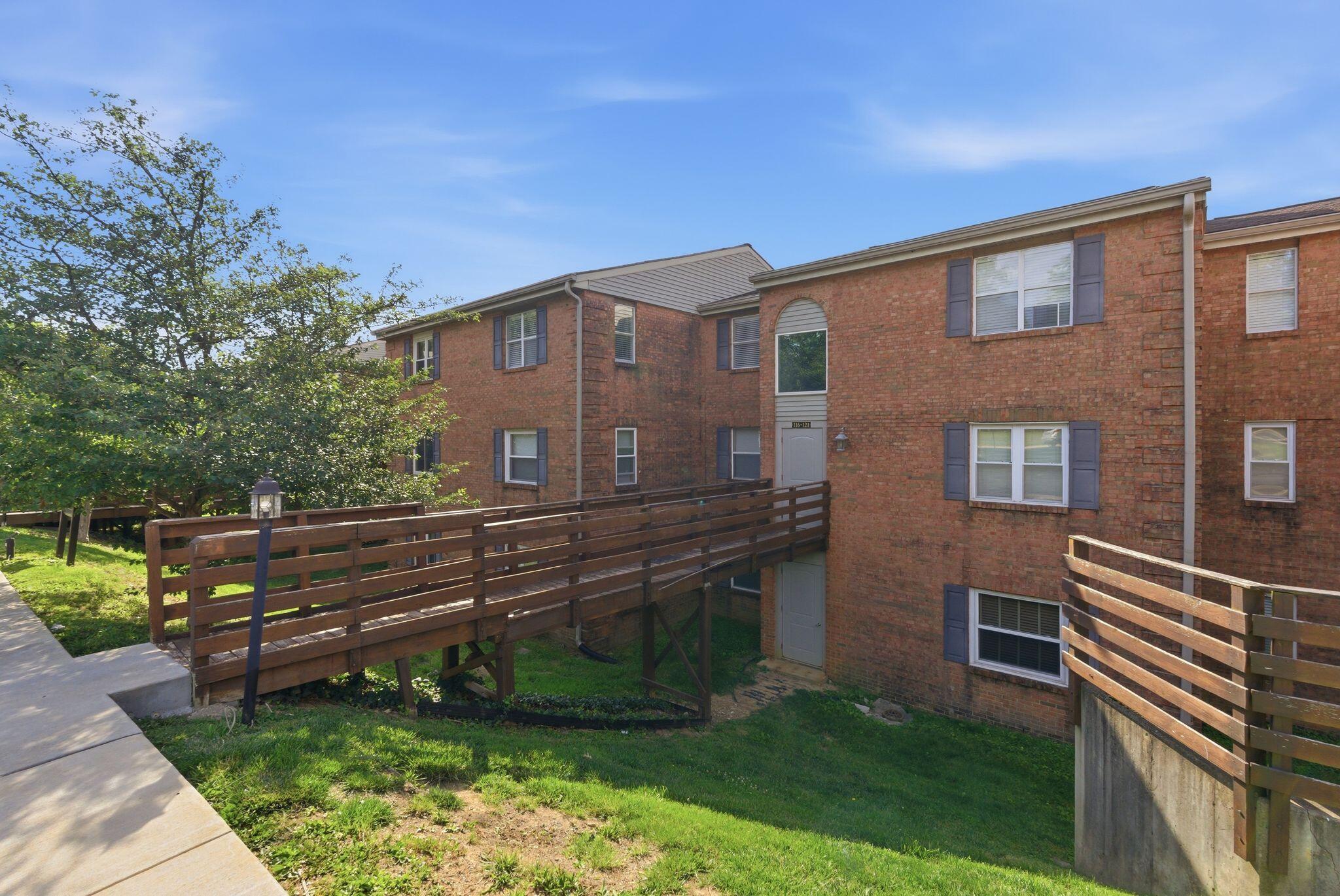421 Redding Road, Unit 118 Lexington, KY 40517 - Photo 2 of 30 dsc00169