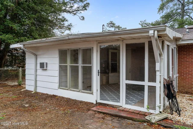 $195,000 | 534 US Highway 13 South, Goldsboro, NC 27530