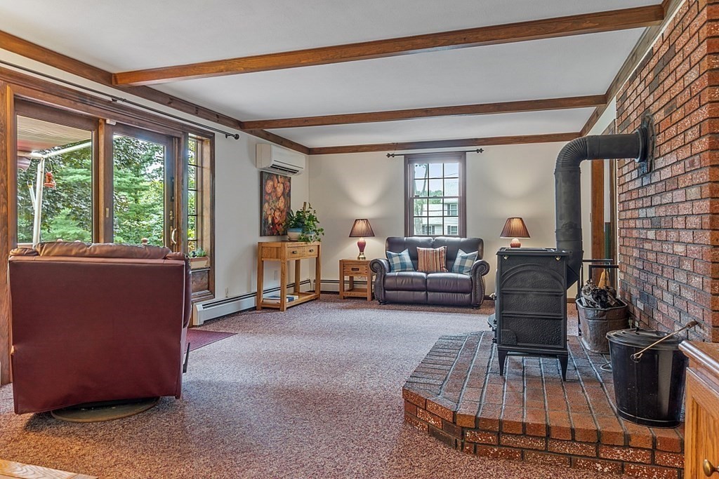 143 Parker Road Dracut, MA 01826 - Photo 20 of 42 Gallery Image 20
