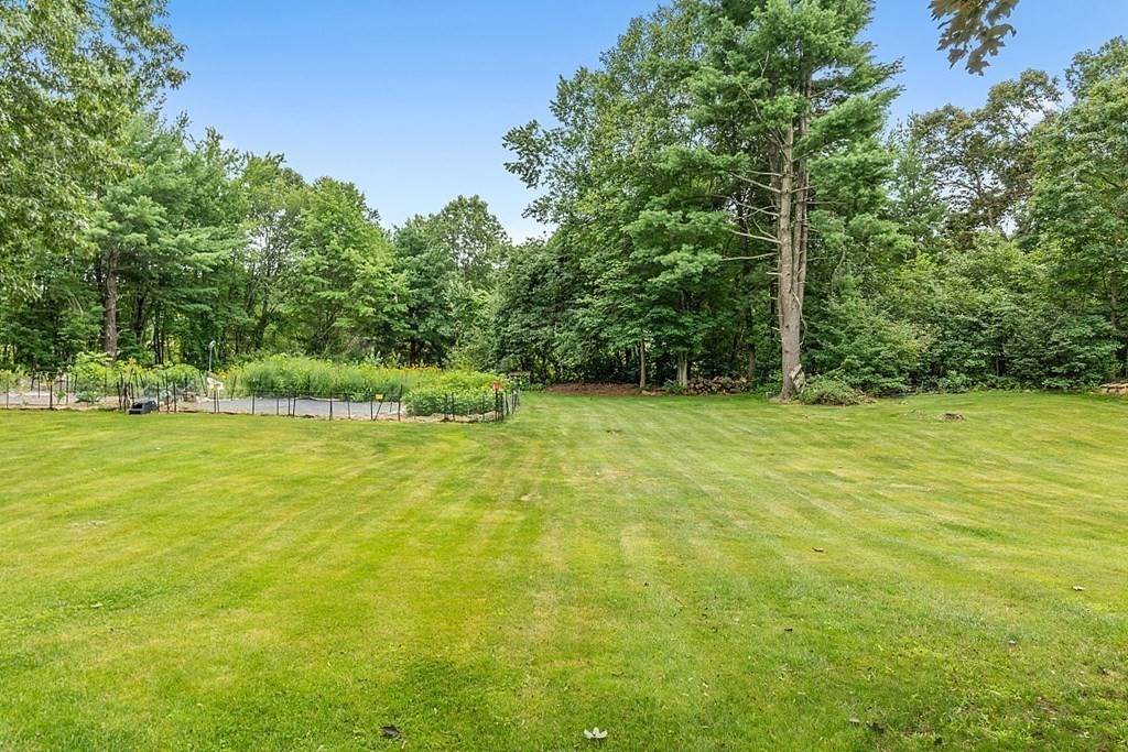 143 Parker Road Dracut, MA 01826 - Photo 39 of 42 Gallery Image 39
