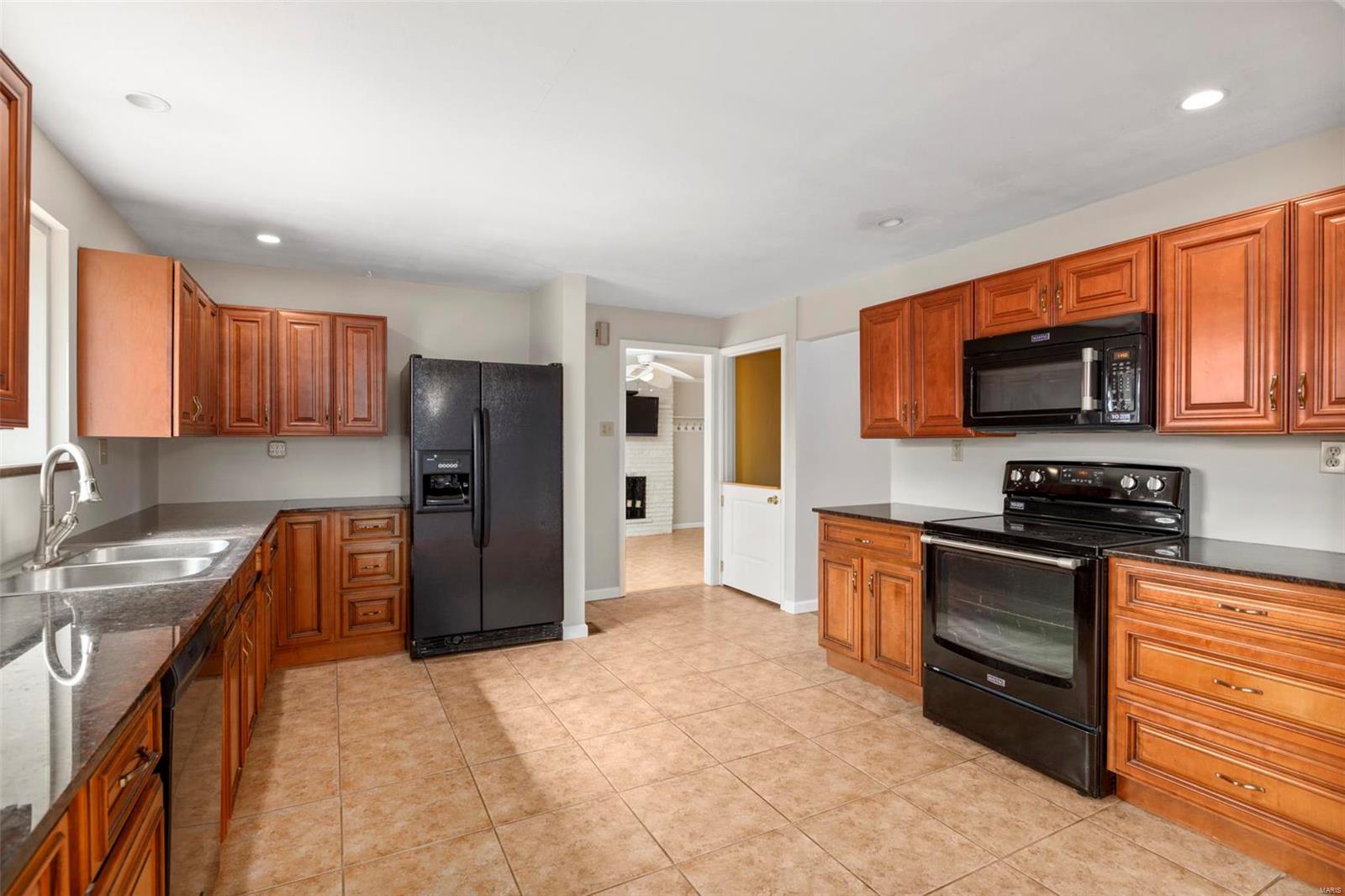 11716 Denny Road Sunset Hills, MO 63126 - Photo 11 of 28 Gallery Image 11