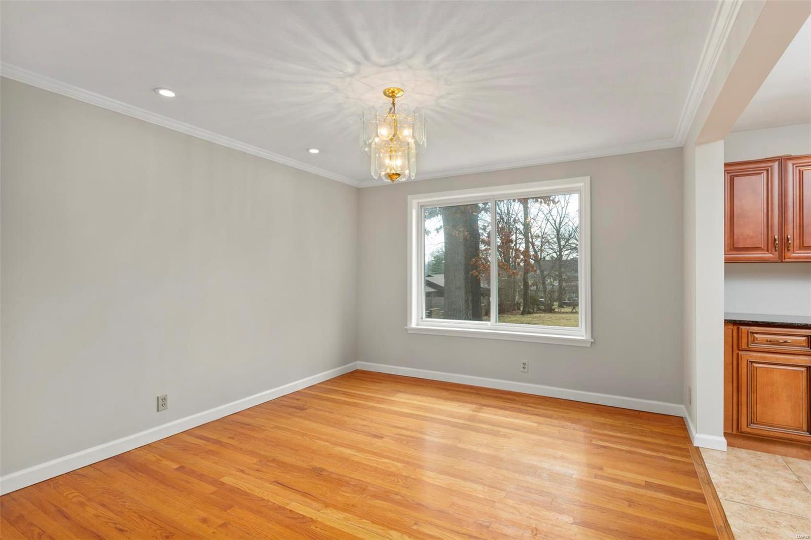 11716 Denny Road Sunset Hills, MO 63126 - Photo 6 of 28 Gallery Image 6