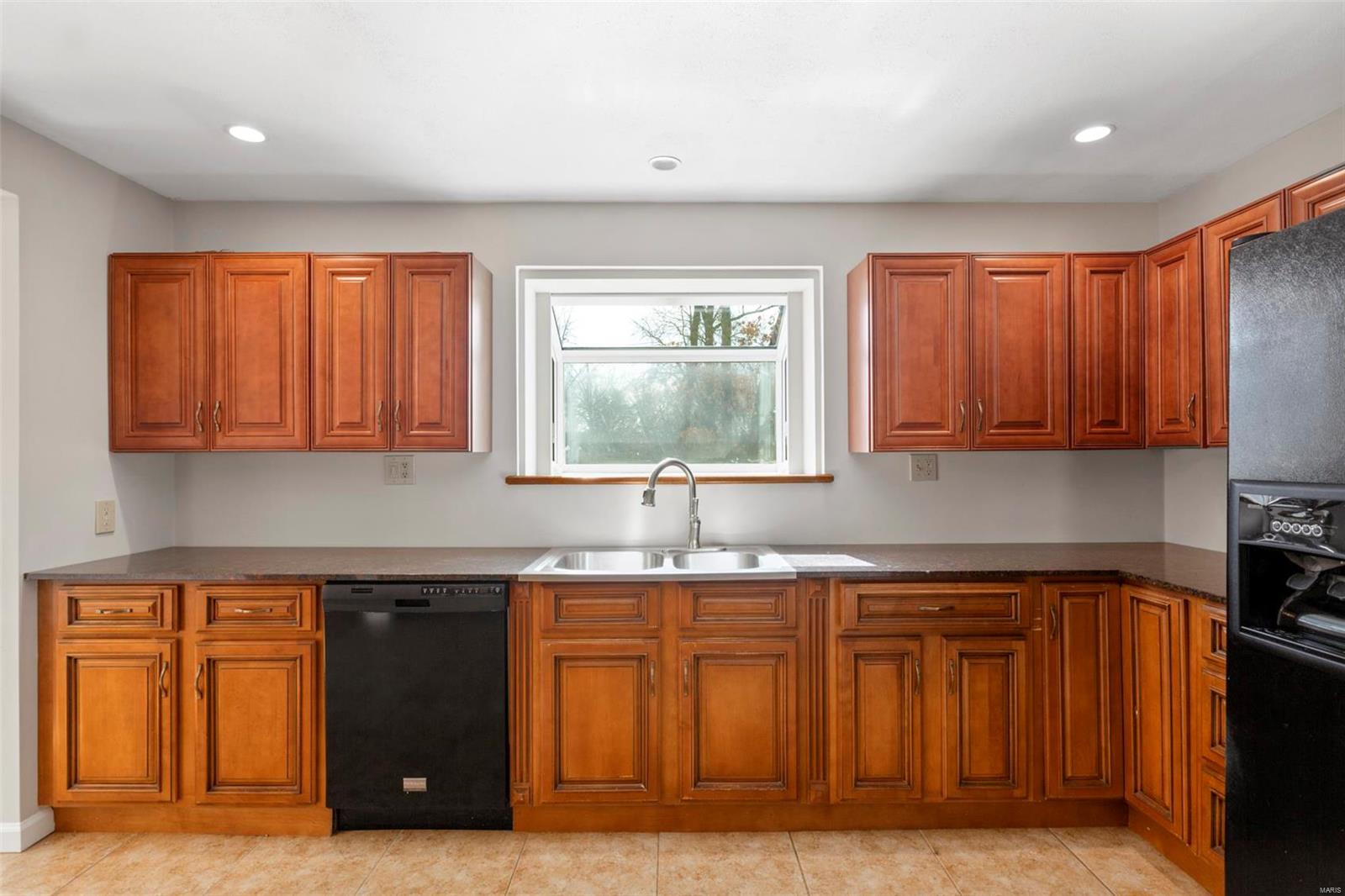 11716 Denny Road Sunset Hills, MO 63126 - Photo 8 of 28 Gallery Image 8