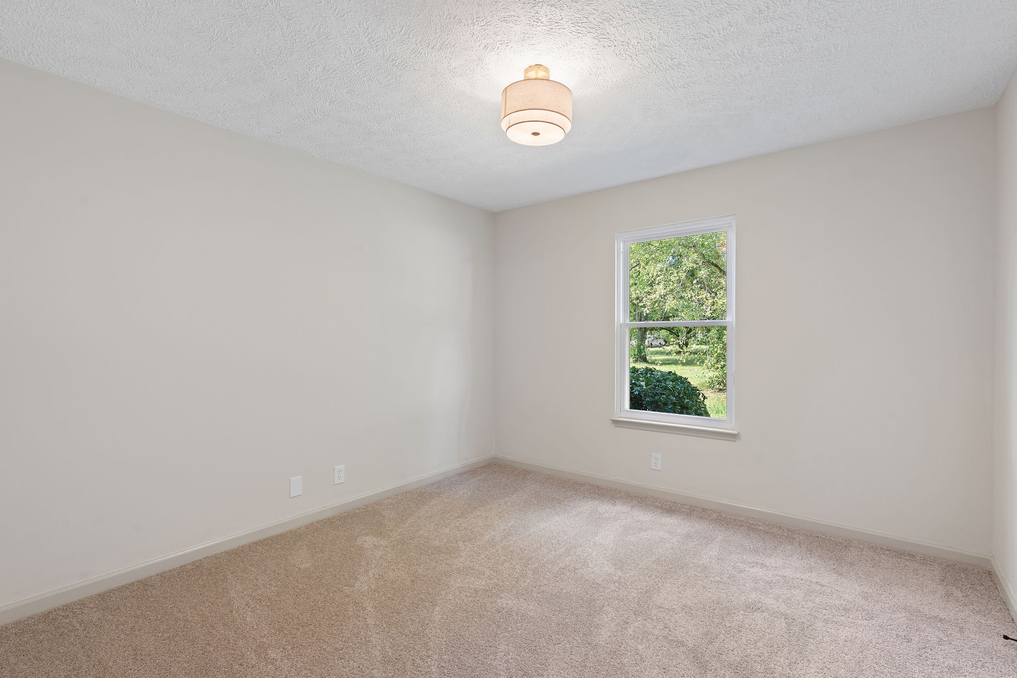583 Parsons Road Christiana, TN 37037 - Photo 18 of 35 an empty room with a window