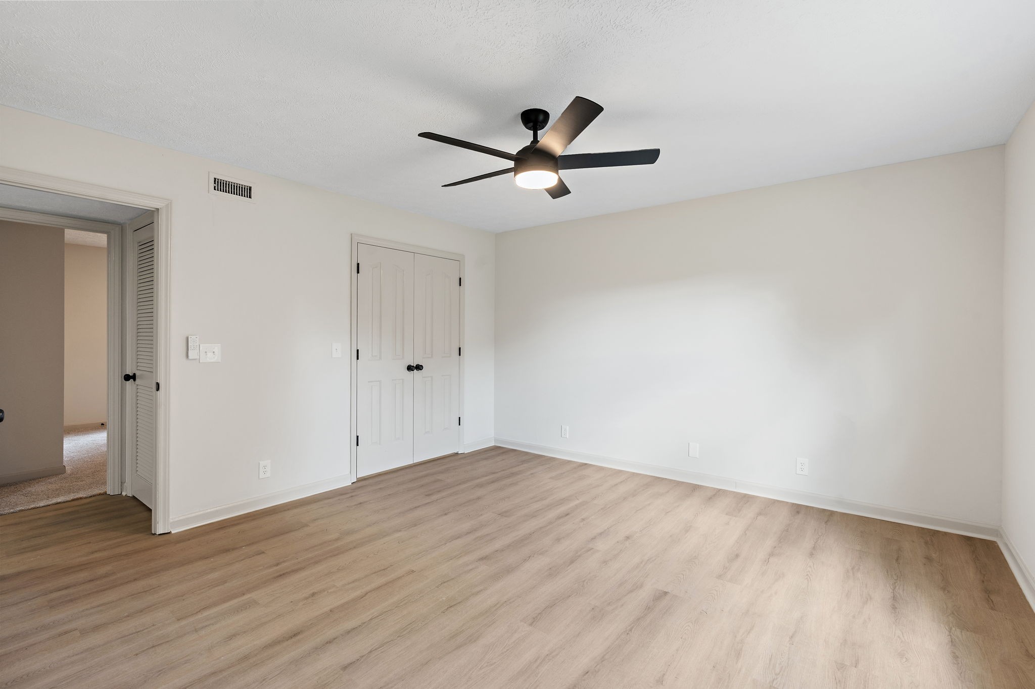 583 Parsons Road Christiana, TN 37037 - Photo 25 of 35 wooden floor in an empty room