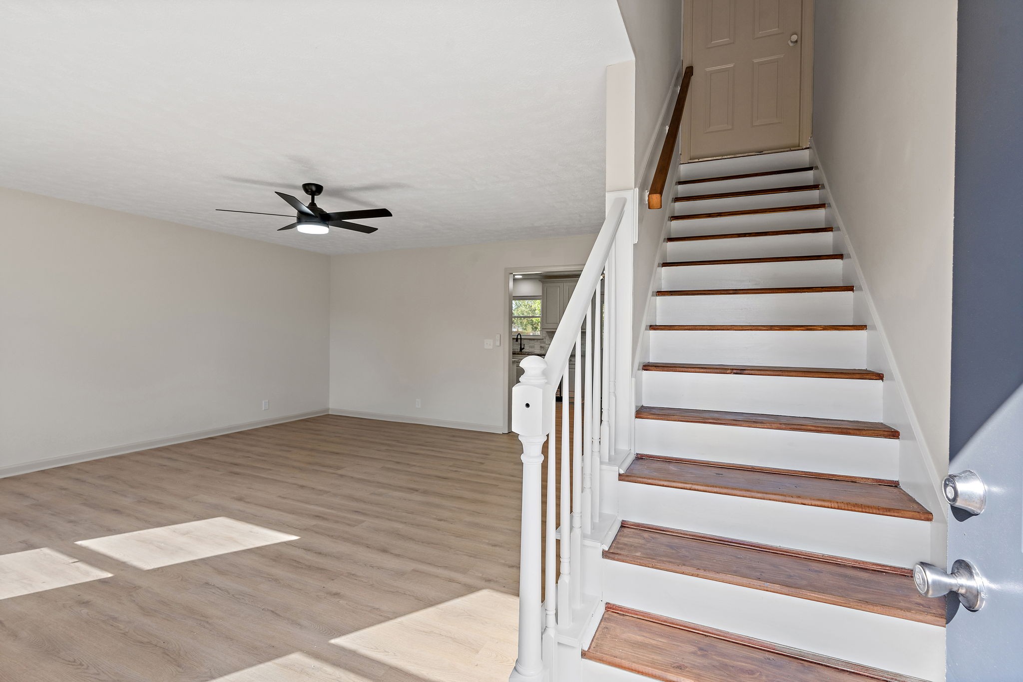 583 Parsons Road Christiana, TN 37037 - Photo 5 of 35 a view of entryway