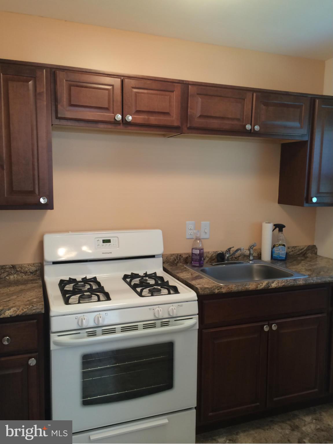 1607 Moffet Road Silver Spring, MD 20903 - Photo 8 of 26 Kitchen