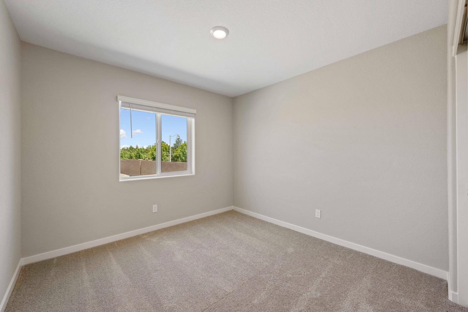 2948 Pulp Ml Lane Lincoln, CA 95648 - Photo 22 of 23 an empty room with windows