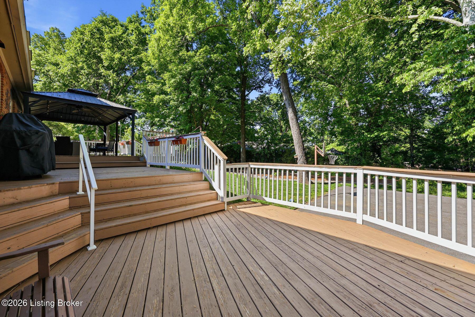 7701 Circle Crest Road Louisville, KY 40241 - Photo 54 of 70 photo_online_052