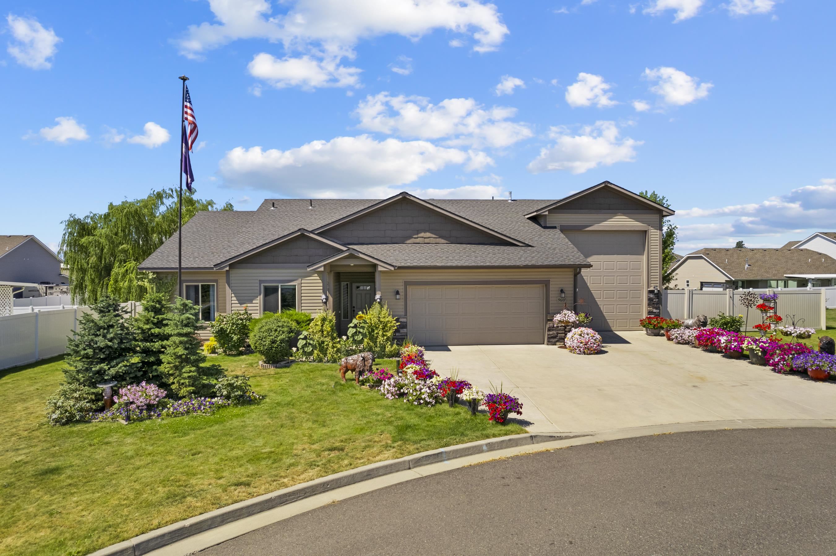 9607 North Prescott Road Spokane, WA 99208 - Photo 1 of 42 Gallery Image 1
