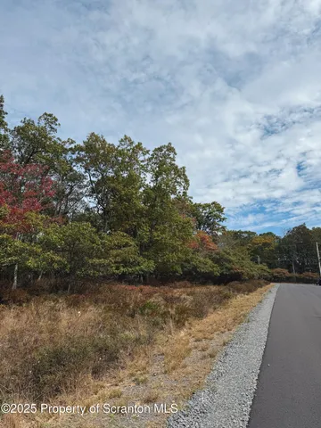 $7,600 | Glen Abbey Road, Hazleton, PA 18202