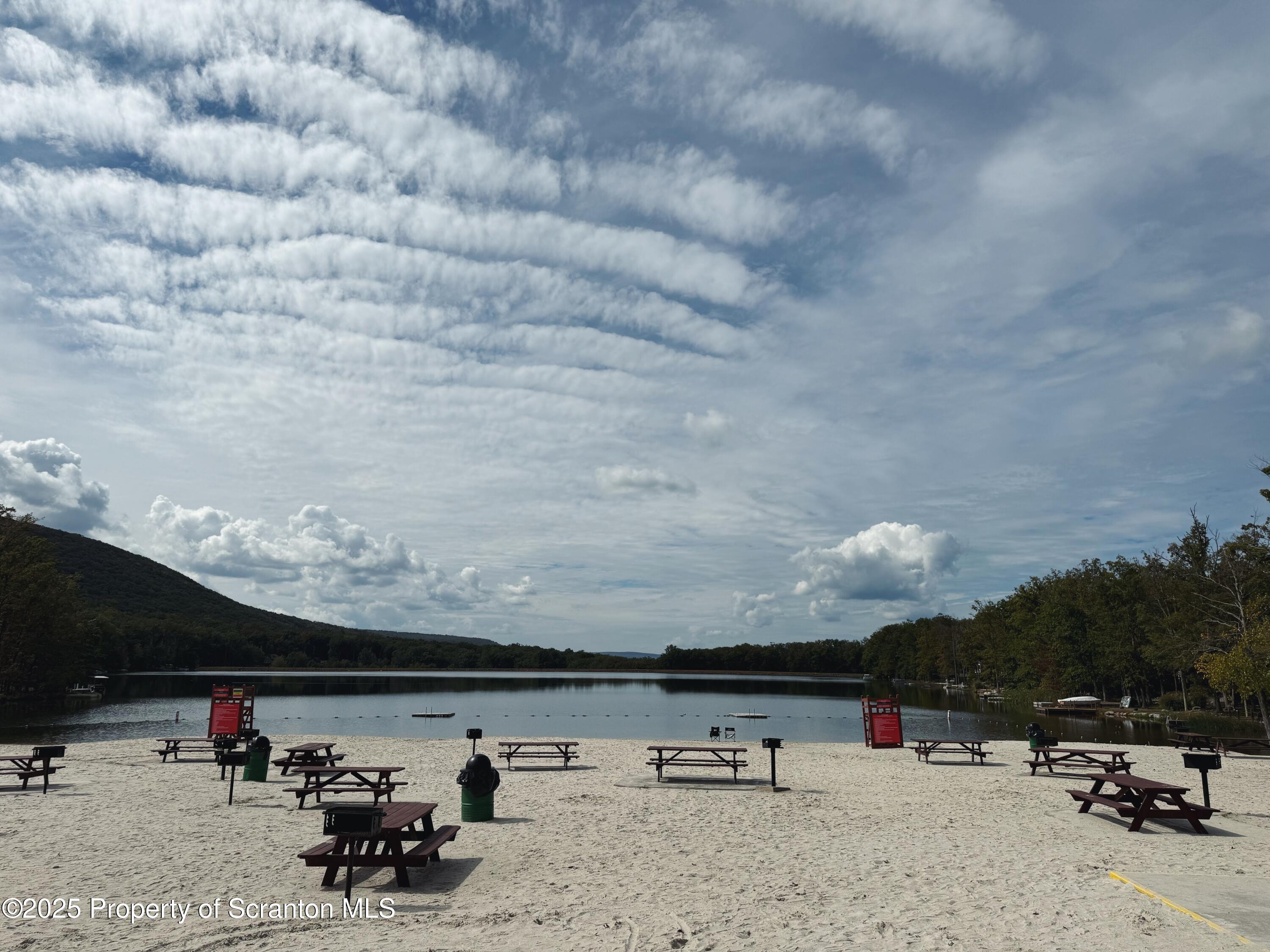 Glen Abbey Road Hazleton, PA 18202 - Photo 5 of 8 223CF727-4BCC-4CD3-826B-C584500D1CA7