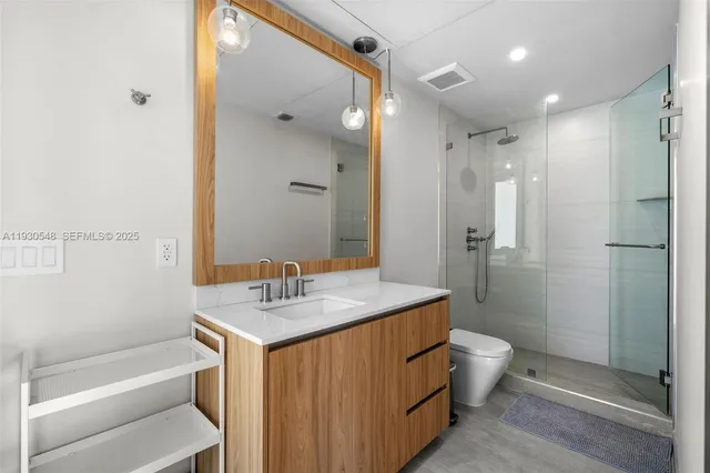 a view of a house with swimming pool yard and outdoor seating