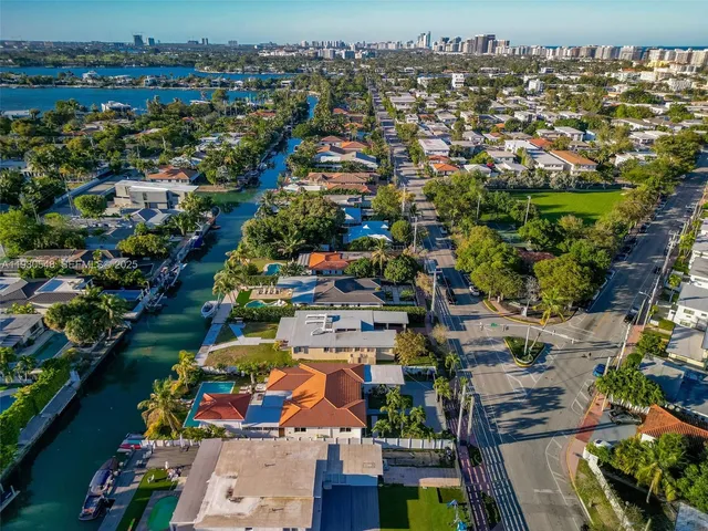 $2,990,000 | 7770 Hawthorne Avenue, Miami Beach, FL 33141
