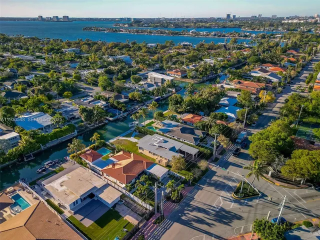 $2,990,000 | 7770 Hawthorne Avenue, Miami Beach, FL 33141
