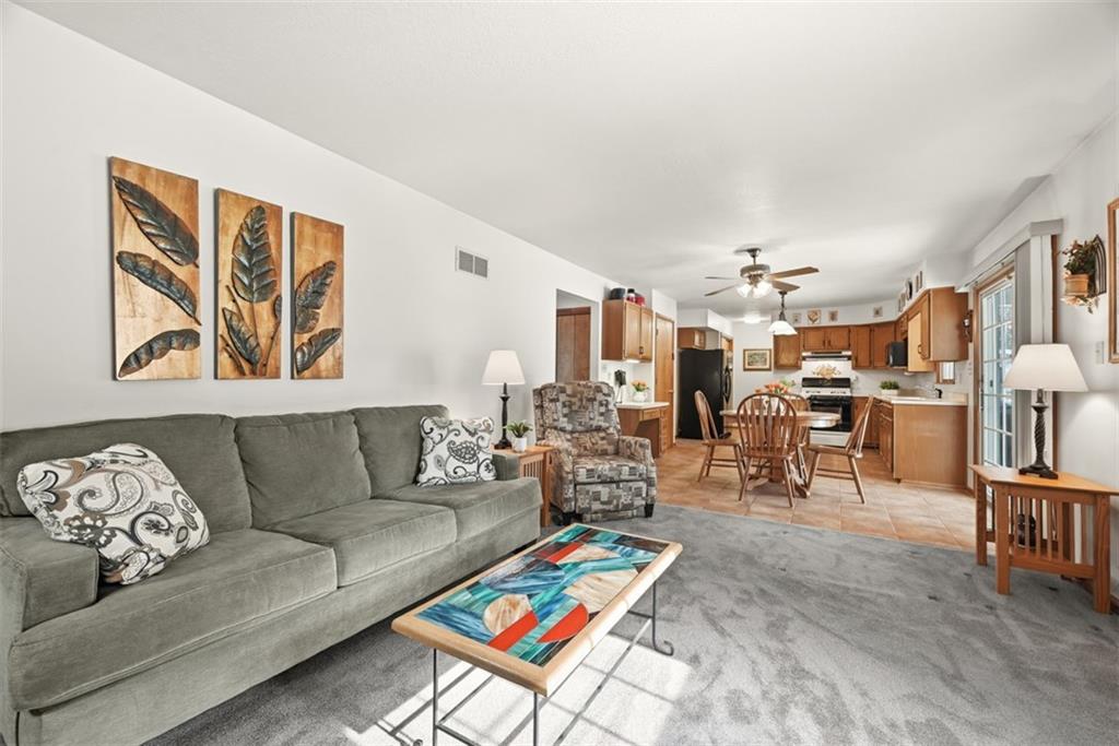 102 Bradford Park Road Baden, PA 15005 - Photo 13 of 47