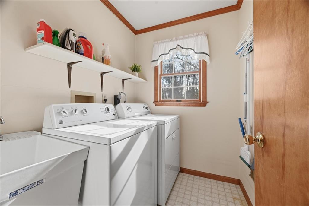 102 Bradford Park Road Baden, PA 15005 - Photo 30 of 47 2nd Floor near Primary Bedroom