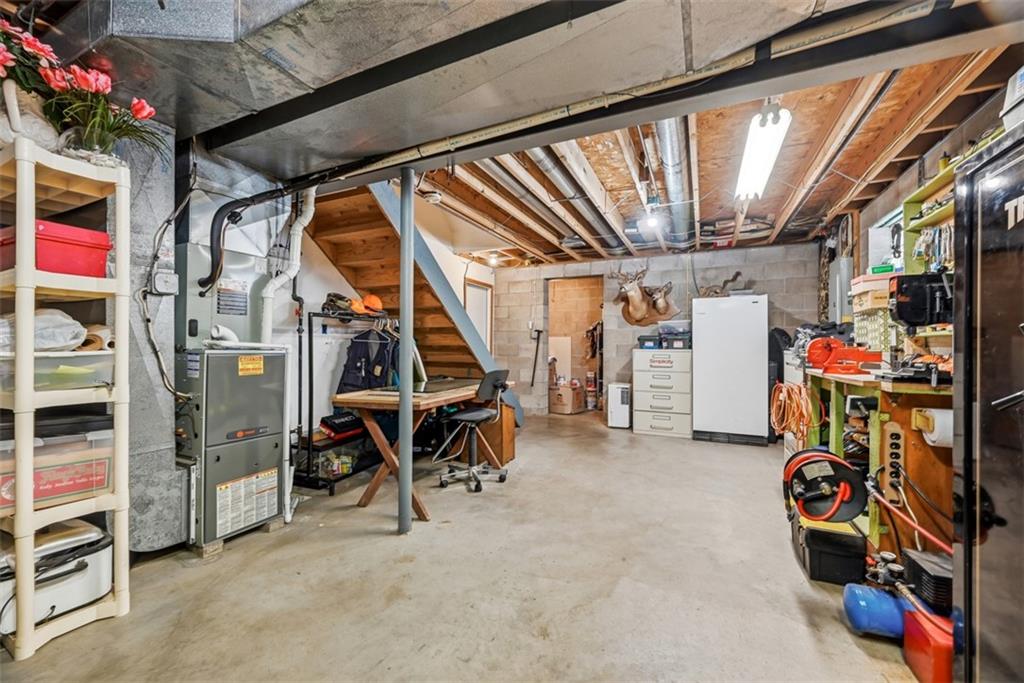 102 Bradford Park Road Baden, PA 15005 - Photo 37 of 47 with additional storage area