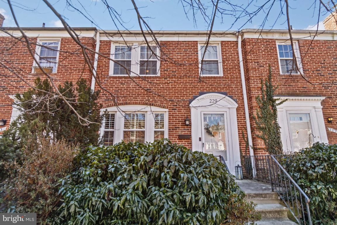 229 Gaywood Road Baltimore, MD 21212 - Photo 3 of 43 Gallery Image 3