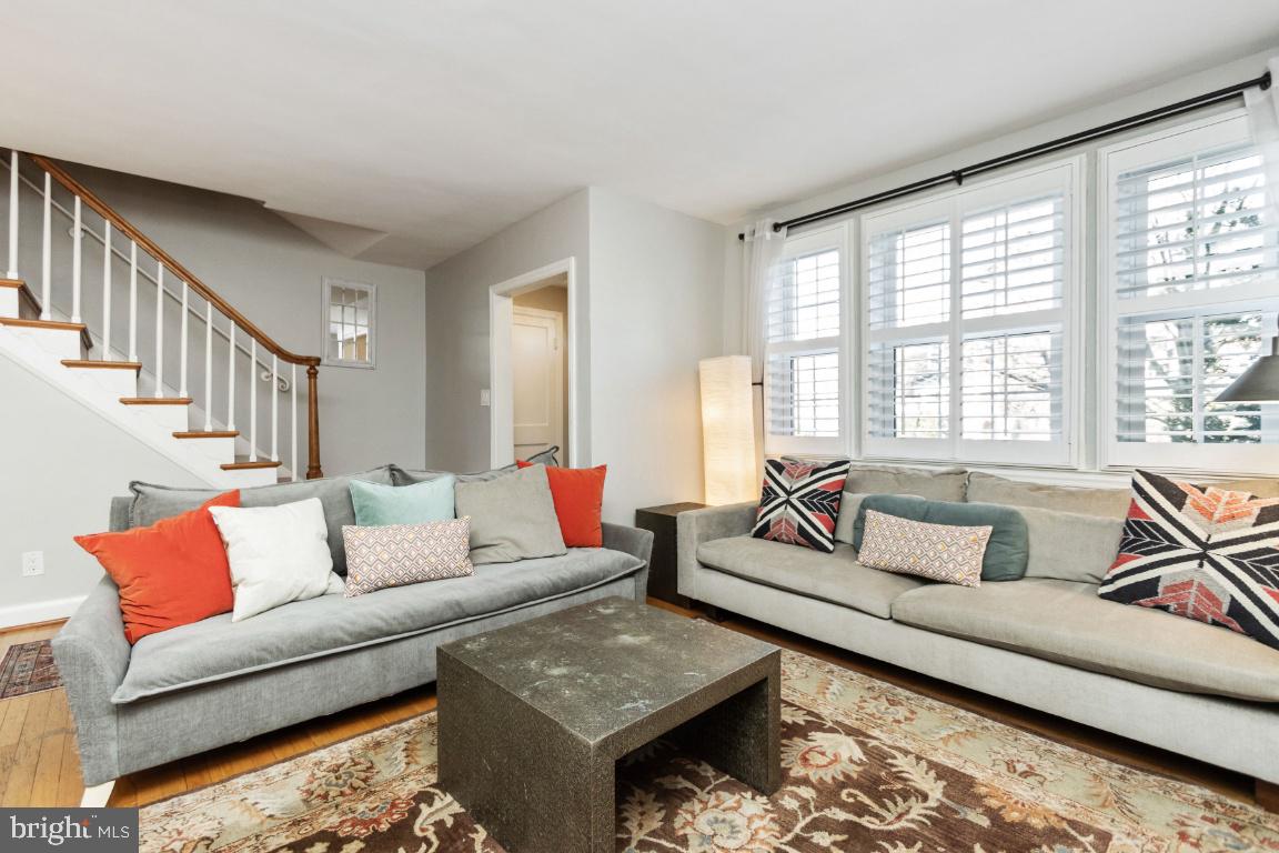 229 Gaywood Road Baltimore, MD 21212 - Photo 4 of 43 Gallery Image 4