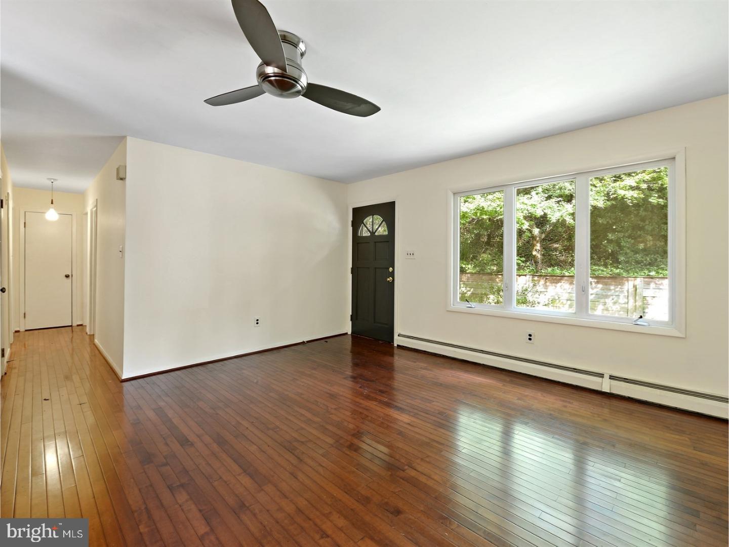 617 Farnum Road Media, PA 19063 - Photo 4 of 25 Living Room