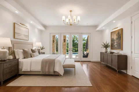 $1,999,900 | 17 Hedgebrook Way, The Hills, TX 78738
