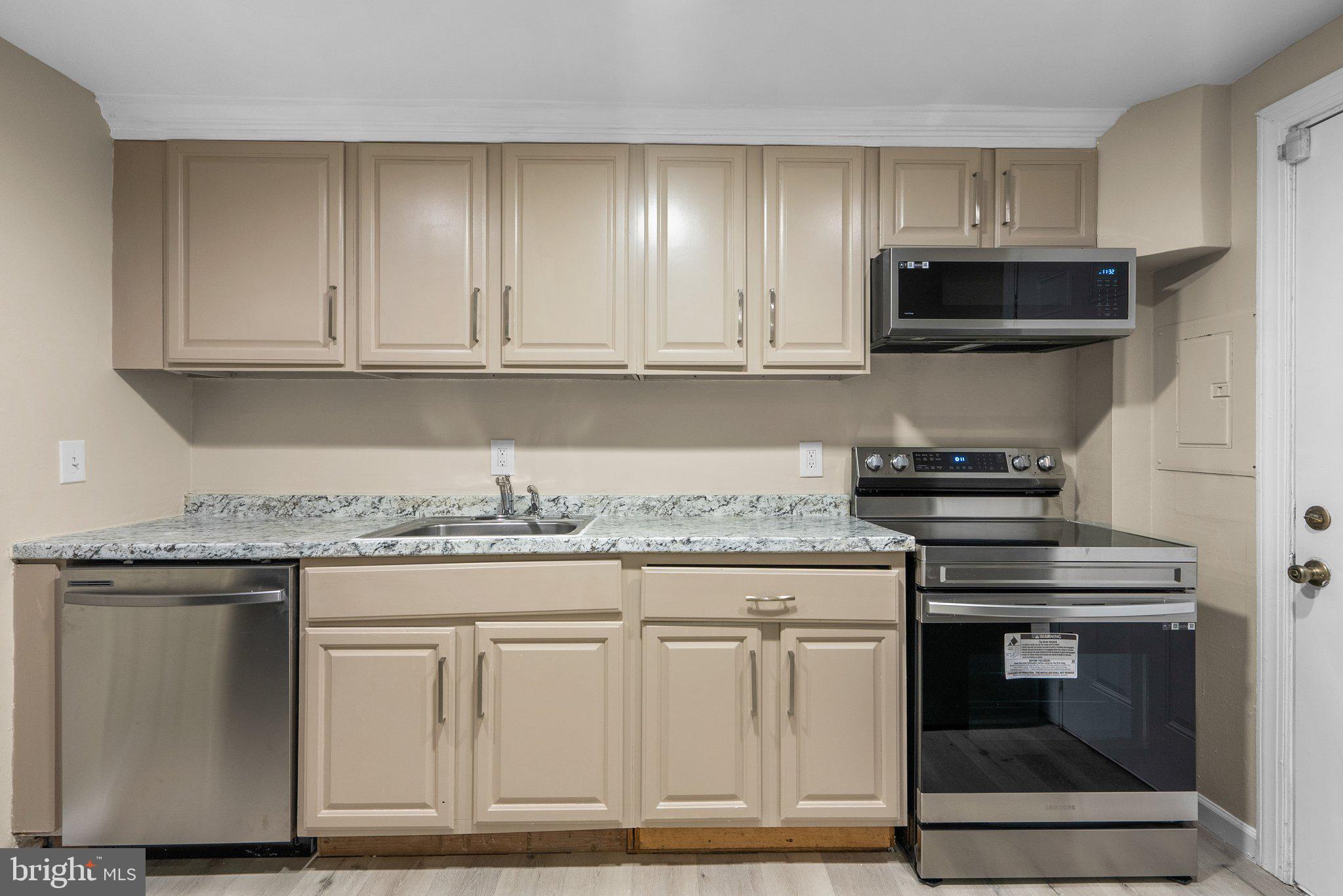 7700 Burnside Road Hyattsville, MD 20785 - Photo 14 of 36