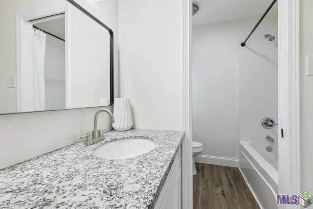 $1,000 | 212 Centerville Street Northeast, Unit 4, Denham Springs, LA 70726