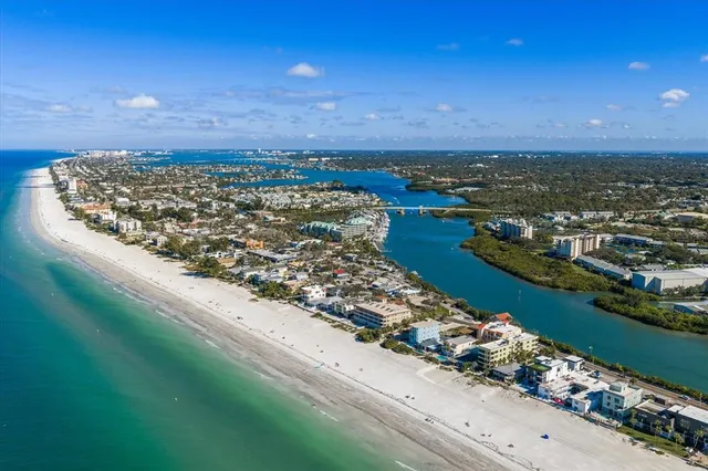 $285,000 | 11590 Shipwatch Drive, Unit 447, Largo, FL 33774