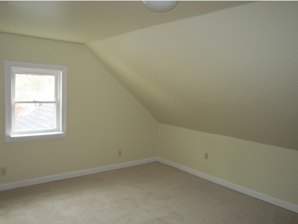 61 Pembroke Road Concord, NH 03301 - Photo 11 of 17