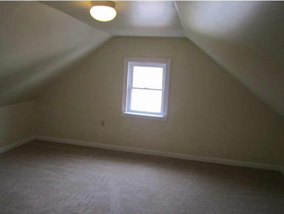 61 Pembroke Road Concord, NH 03301 - Photo 12 of 17