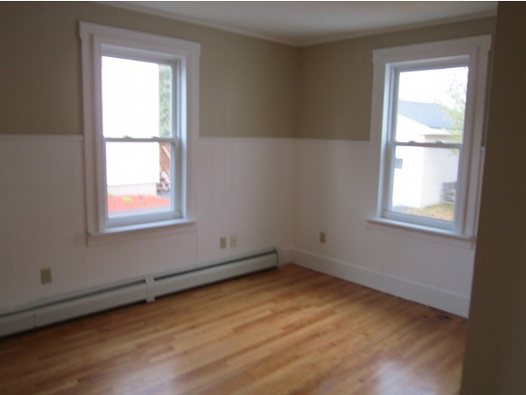 61 Pembroke Road Concord, NH 03301 - Photo 9 of 17